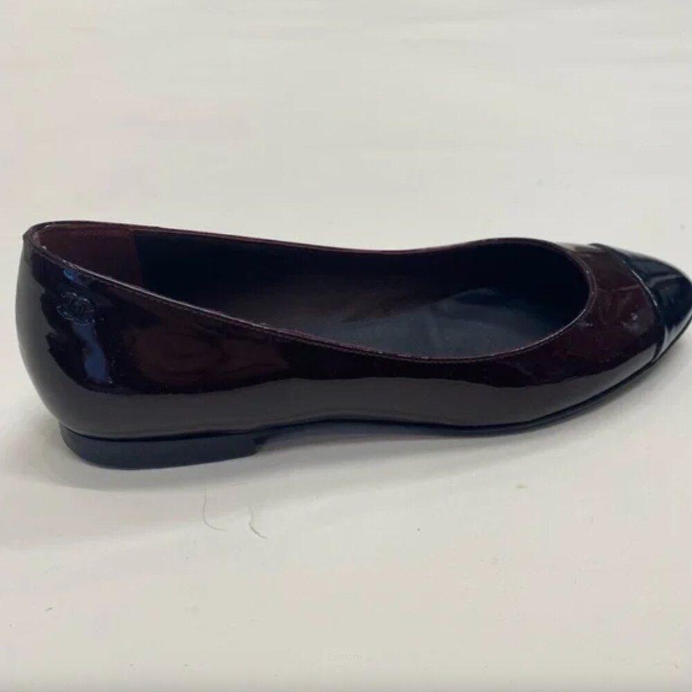 Chanel Burgundy & Black Ballet Flats - Picture 5 of 7